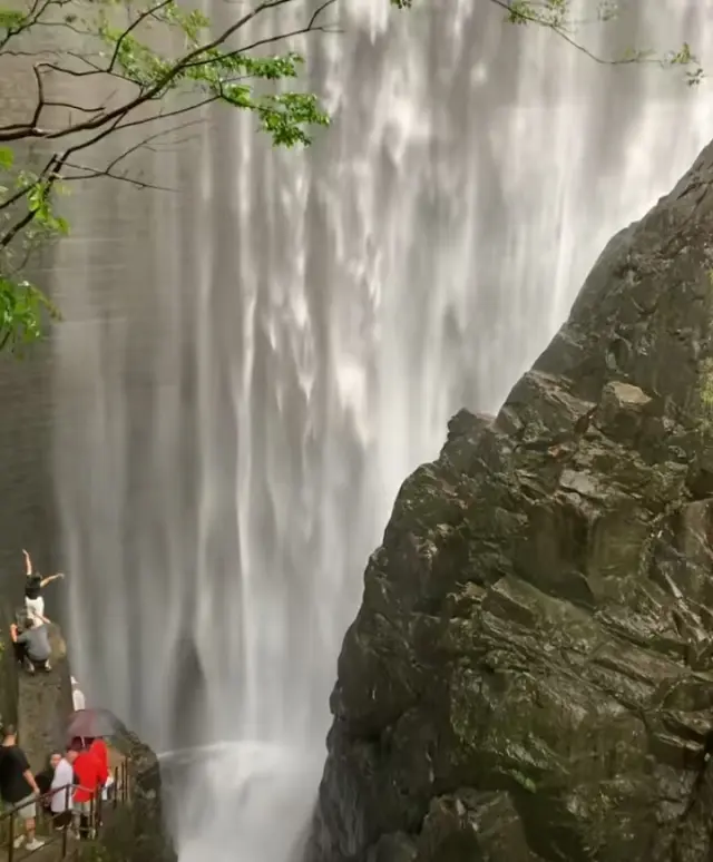 Вершина Западной горы Тяньму