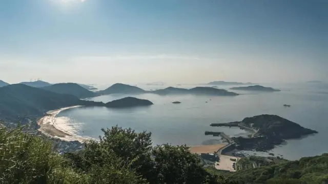 Пляж Шенгси на острове Сиджиао - золотистый песок и чистая вода