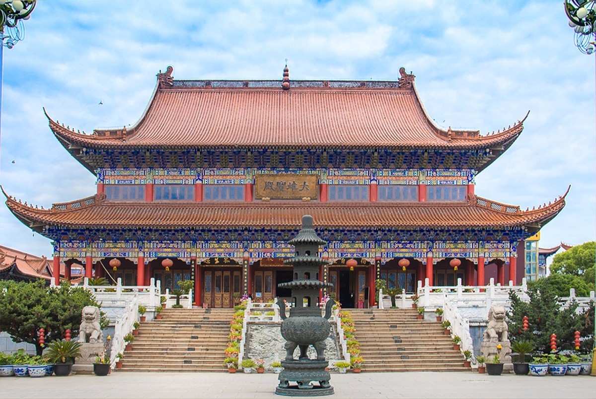 Колокольня и барабанная башня