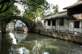 Вид на каналы и старинные дома в Лиантанге