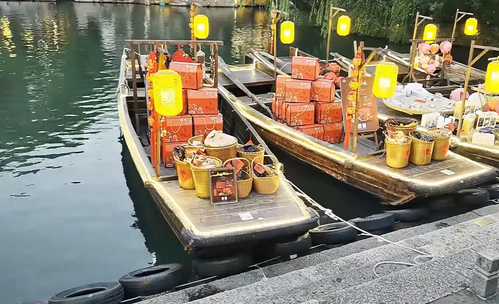 Музей традиционной культуры с экспозицией о переплетании ног