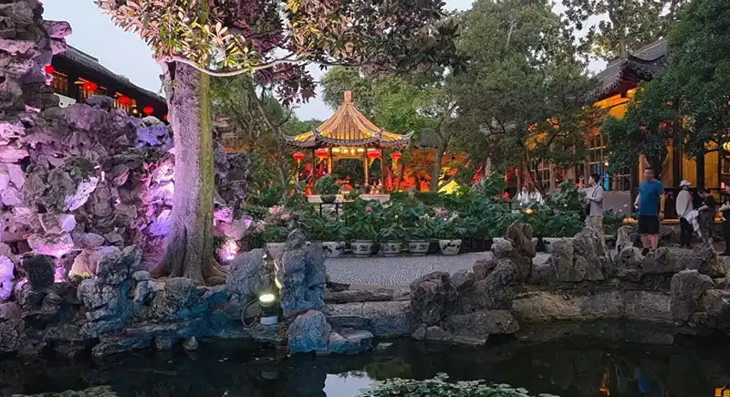 Скальные композиции сада Гэ - искусство ландшафтного дизайна